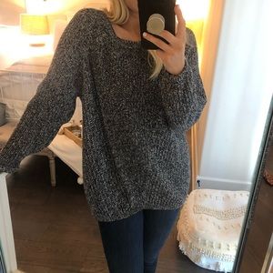 KNIT SWEATER